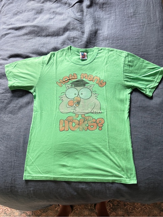 Junk Food Clothing Other - Vintage How Many Licks T-Shirt (M)